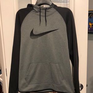 Nike thermal hoodie